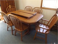 Oak  Tressle Dining Room Table w/ 6 Chairs