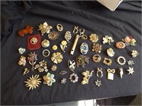 Vintage Brooch Jewelry Lot