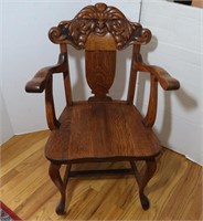 Antique Hand-carved Oak Chair-24"Wx18"Dx35 1/2'H