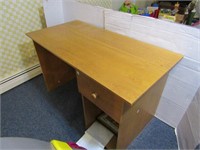 Wooden Office Desk-48x24x29"