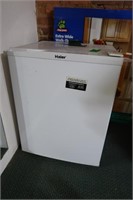 Haier Compact Refrigerator-20x19x21"