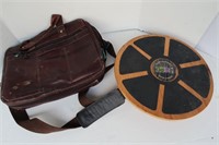 Wobbleboard & Leather Valise(poor cond)