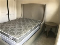 QUEEN PLATFORM BED