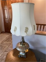 BEAUTIFUL VINTAGE LAMP