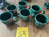 6 LEFTON HOLLYBERRY CUPS