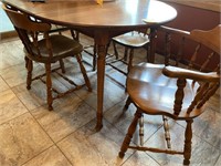 MAPLE DINING ROOM SET W/ 6 CHAIRS