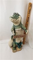 Tall Welcome Alligator 18"