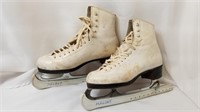 Riedell Vintage Ice Skates w Blade Guards
