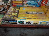 AURORA 1/32 SLOT CAR ROAD RACING SET IN BOX