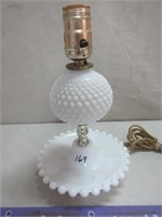 PRETTY MILK GLASS HOBNAIL TABLE LAMP