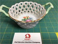 HEREND Hand painted basket