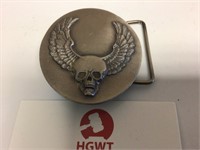 Skull and wings buckle