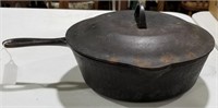 Cast Iron Dutch Oven Skillet with lid