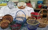 Baskets, woven & wire mesh