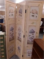 DECORATED FOLDING PRIVACY SCREEN PANELS
