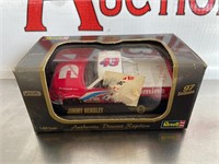 1:64 scale die cast