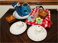 Platters lampshade nut bowls tablecloth coffee pot