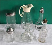 Lot of 6 Condiment Containers