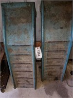 PAIR OF BLUE METAL CAR RAMPS