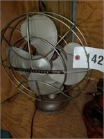 VTG. WESTINGHOUSE METAL 4 BLADE TABLE FAN