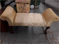 LOUNGE SOFA   /FAINTING COUCH