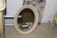 small oval mirror  2br