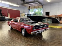 Super Bee Motor Max die cast