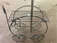 Wire plant stand
