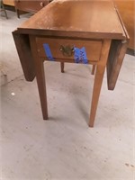 SMALL ANTIQUE DROP LEAF TABLE