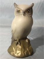 FENTON OWL STANDS 6 INCHES TALL