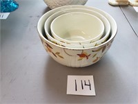 Hall's Superior Nesting Bowl Set