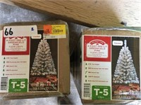 (2) 4' Pre Lit Christmas Trees