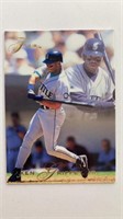 1993 Flair Ken Griffey Jr. Baseball Card