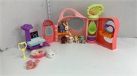 Littlest Pet Shop Hospital With Other Accessories