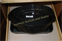 2 granite ware roasting pans