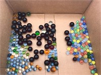 Lot of antique marbles