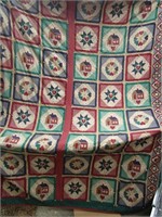 KNOTTED TIE QUILT W/ HOUSES