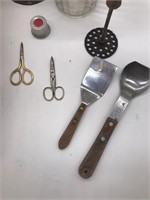 Lot of vintage utensils