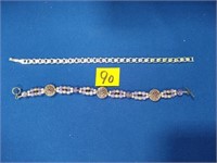 Silver Amethyst beaded bracelet peridot