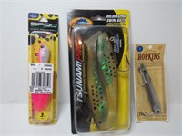 3 musky baits(new in package)