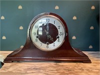 Made in England mahogany mantle clock