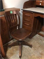 antique wood chair 32.5" tall