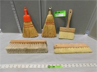 Brushes and broom head