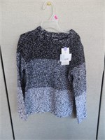 3 YOUTH KNITTED CREW NECK SWEATERS