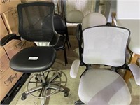 Assorted Chairs (Rolling And Stationary)