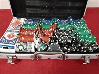 POKER SET IN METAL CASE WITH CARDS
