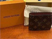 New Authentic Louis Vuitton Mens Bi-Fold Wallet