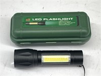 (2x Bid) 4" 1000 Lumen LED Rechargeable Flashlight
