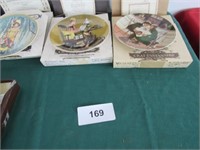 Knowels collector plates (4)