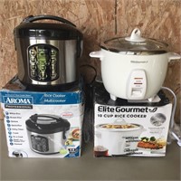 Lot of Two Rice Cookers